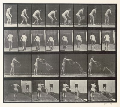 Bir kova su atan kadın, 'Hayvan Hareketi'nden 401 numaralı plaka, 1887 by Eadweard Muybridge