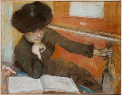 Bir piyanonun önünde oturan kadın by Edgar Degas