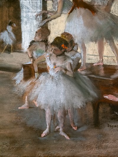 Dans dersi (detay). 1876 civarında. Karton üzerine yapıştırılmış kağıt üzerine pastel. by Edgar Degas