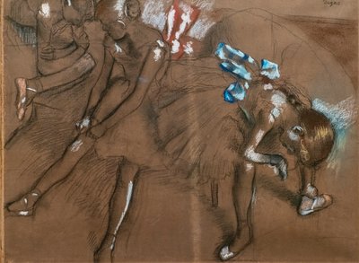 Üç dansçı. 1880 civarında. Kağıt üzerinde kömür ve pastel by Edgar Degas