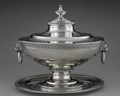 Alt Plakalı Çorba Kasesi by Edward Chandler Moore