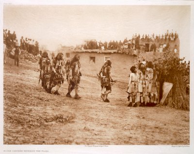 Yılan Dansçıları Plaza'ya giriyor by Edward Sheriff (after) Curtis