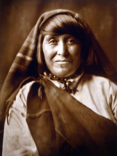 Bir Acoma kadını, yak. 1904, fotoğraf Edward S. Curtis by Edward Sheriff Curtis