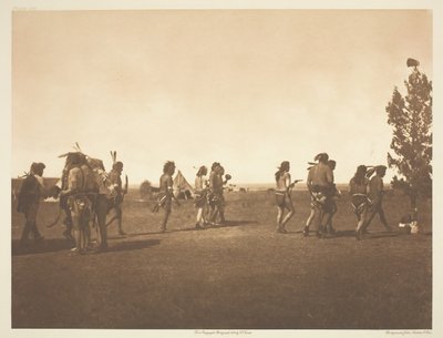 Arikara Tıp Töreni - Kardeşliğin Dansı, 1908. by Edward Sheriff Curtis