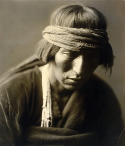 Hastobiga, Navaho Tıp Adamı by Edward Sheriff Curtis
