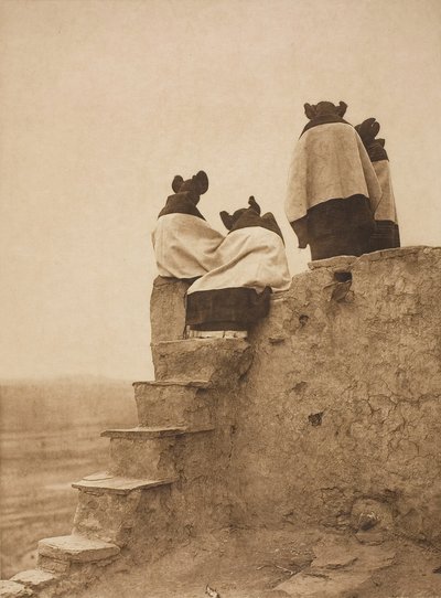 Dansçıları İzlemek, 1906. by Edward Sheriff Curtis