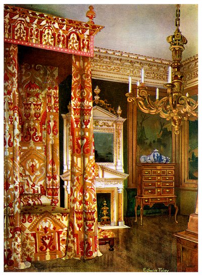 Queen Annes yatağı, sehpa üzerinde şifonyer ve ahşap bir şamdan, 1910. by Edwin Foley