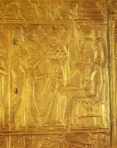 Altın Tapınaktan, Tutankhamun Mezarından detay (MÖ 1370-1352) Yeni Krallık (altın levha ile kaplı gesso ile kaplanmış ahşap) by Egyptian 18th Dynasty