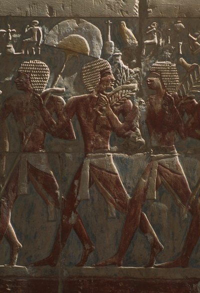 Hatshepsut Morg Tapınağı'ndan (MÖ 1503-1482) tanrıça Hathor onuruna bir geçit törenini gösteren kabartma, detay, Yeni Krallık (boyalı kireçtaşı) (ayrıca bkz. 382845) by Egyptian 18th Dynasty