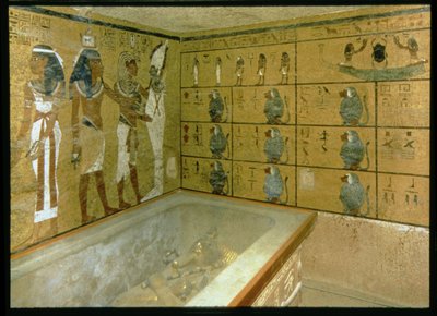Tutankhamun Mezarı'ndaki mezar odası, Yeni Krallık (fotoğraf) by Egyptian 18th Dynasty