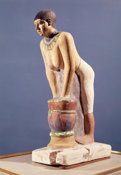 Bira yapan bir kadın modeli, Eski Krallık (çok renkli taş) by Egyptian 5th Dynasty
