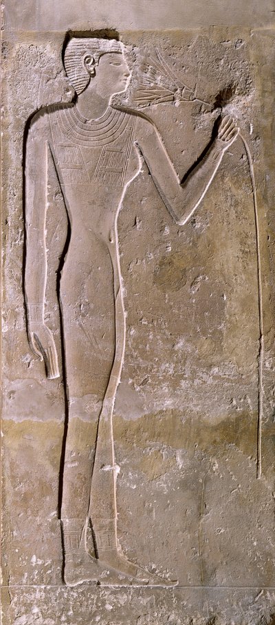 Lotus çiçeği kokan bir kadını tasvir eden sütun, Eski Krallık, MÖ 2423-2263 by Egyptian 5th Dynasty