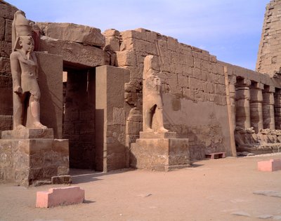 Mısır antikası: Karnak tapınağının görünümü. Mısır by Egyptian Egyptian