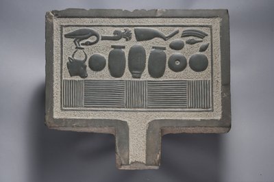 İkram masası (greywacke) by Egyptian Ptolemaic Period