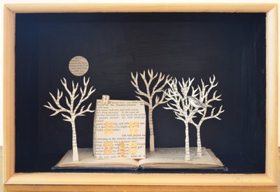 Kulübe ışık kutusu, 2012 (karışık teknik) by Eleanor Grafton