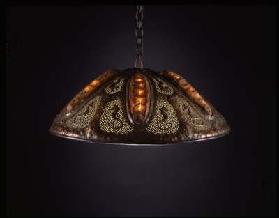 Avize, c.1910 (bakır ve chiton kabuğu) by Elizabeth Eaton Burton