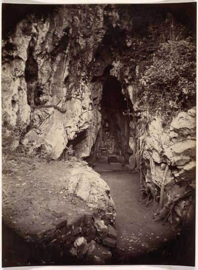 Hoa Nghiem Mağarası, Ağustos Dönüşümü Mağarası, c. 1875. by Emile Gsell