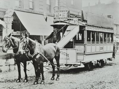 Greenwich-Westminster atlı tramvay, 1885 by English Photographer