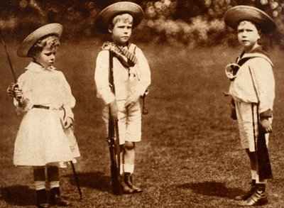 Genç Bir Kral Edward VIII, Kardeşlerini, York Dükü ve Kraliyet Prensesi