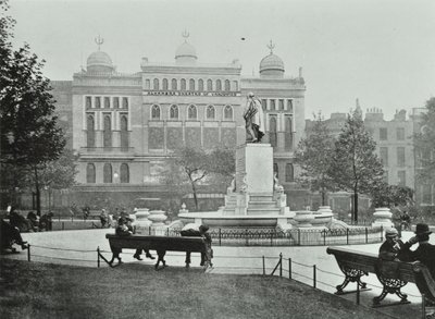 Alhambra, Leicester Square, Westminster LB: doğu tarafı, 1895 by English Photographer