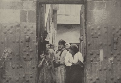 Antik taş kapılar, Tiberias, Civarında Kurtarıcımız olan Celile Gölü üzerinde bir şehir? by English Photographer
