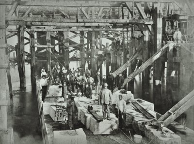 Blackfriars Köprüsü: inşaat işçileri, 1869 by English Photographer