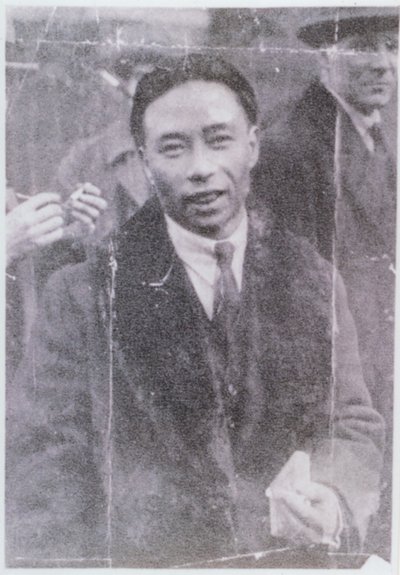parlak Chang by English Photographer