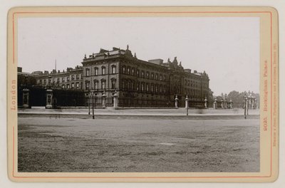 Buckingham Sarayı by English Photographer