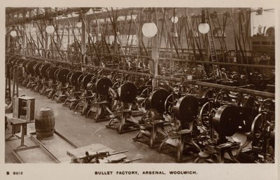 Kurşun fabrikası, Arsenal, Woolwich (s/b fotoğraf) by English Photographer