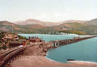 Cadair İdris ve Barmouth Köprüsü, pub. yaklaşık 1900 by English Photographer