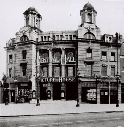 Central Hall Resim Evi, Bromley Yolu, Catford by English Photographer