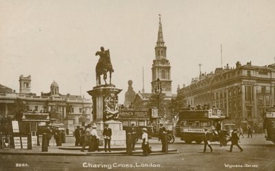 Charing Cross, Londra by English Photographer