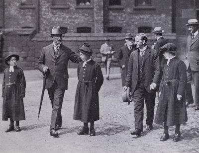 Chetham Hastanesi ve Kütüphanesi, Manchester: General Smuts'un Ziyareti, 7 Temmuz 1919 (s/b fotoğraf) by English Photographer