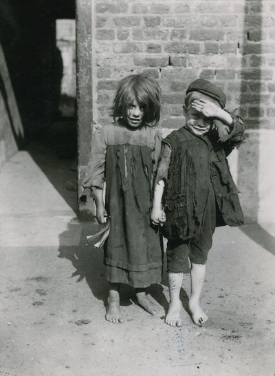 Çocuk yoksulluğu, Londra by English Photographer
