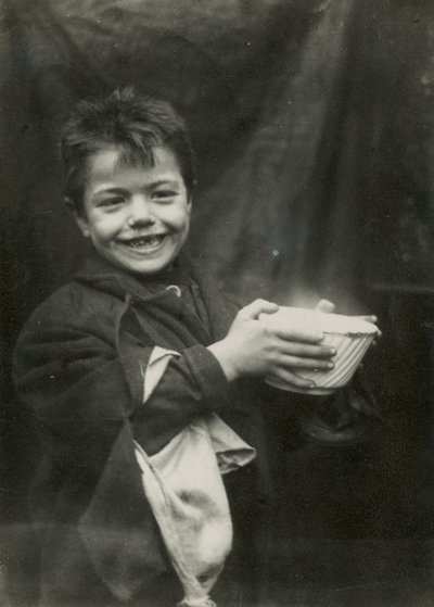 Çocuk yoksulluğu, Londra by English Photographer