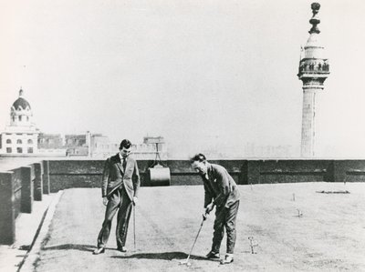 Anıttan bakıldığında şehir golfçüleri by English Photographer