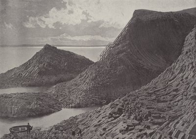 Deniz Kabuğu Mağarası, Staffa by English Photographer