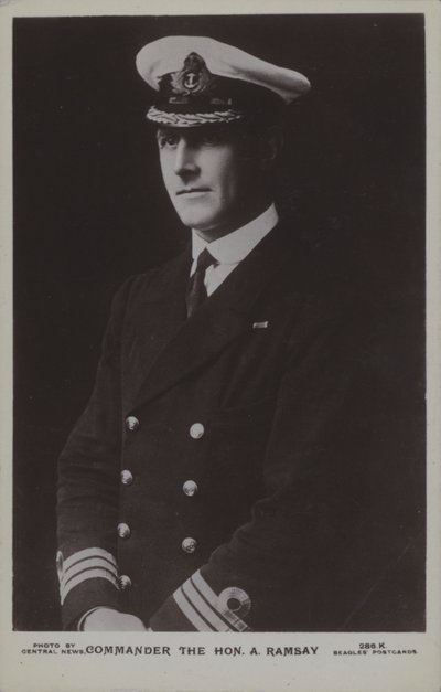Komutan The Hon A Ramsay (s/b fotoğraf) by English Photographer