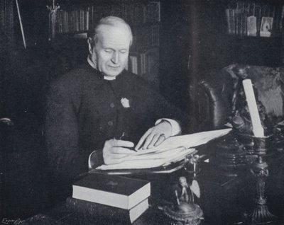 Dean Farrar Çalışmasında (s/b fotoğraf) by English Photographer