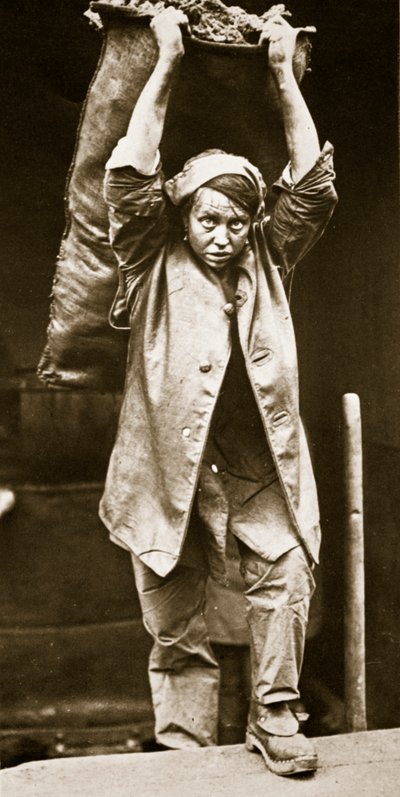 Kömür teslimi, Horace W. Nichols tarafından basılmıştır, c.1916 (fotogravür) by English Photographer