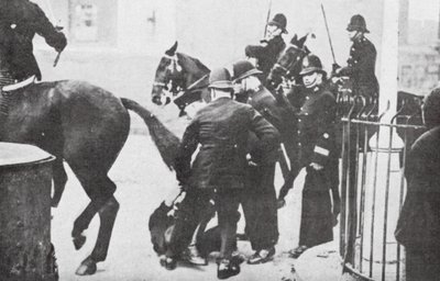 İşsiz işçilerin gösterisi, Londra by English Photographer