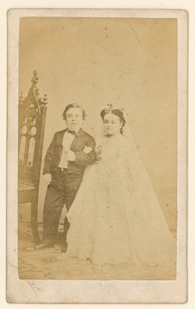 General Tom Thumb ve eşi by English Photographer
