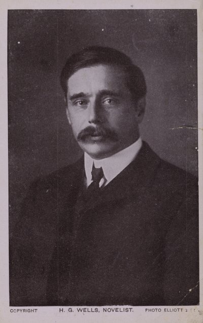 HG Wells (1866-1946), İngiliz romancı by English Photographer