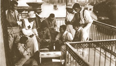 Mutlu, mutlu yaralı adam! The Illustrated War News, 21 Haziran 1916