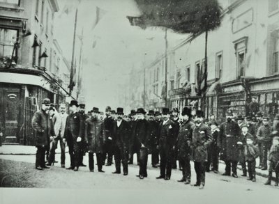 Hare Street: Woolwich feribotunun açılışı, 1889 by English Photographer