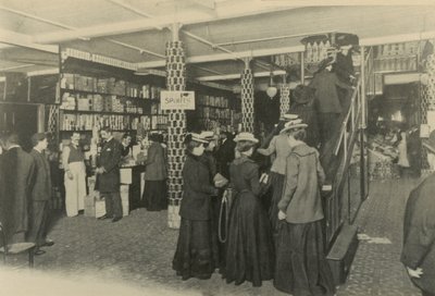 Harrods Yürüyen Merdivenler by English Photographer