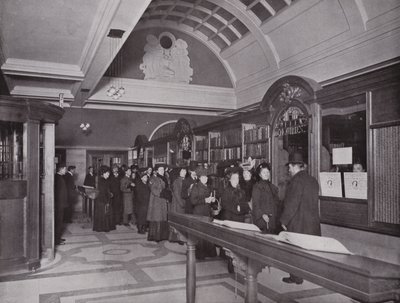 Carnegie Merkez Kütüphanesinde, Hammersmith by English Photographer