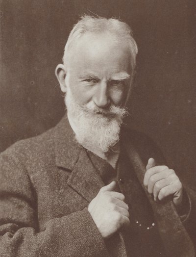 İrlandalı oyun yazarı George Bernard Shaw, 1926 Nobel Edebiyat Ödülü sahibi (b/w fotoğraf) by English Photographer
