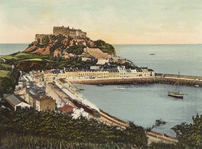 Jersey: Orgueil Dağı Kalesi (renkli fotoğraf) by English Photographer