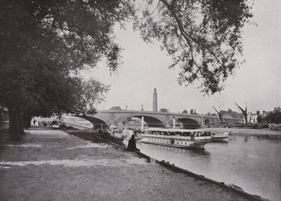 Kral Edward VII Köprüsü, Kew by English Photographer